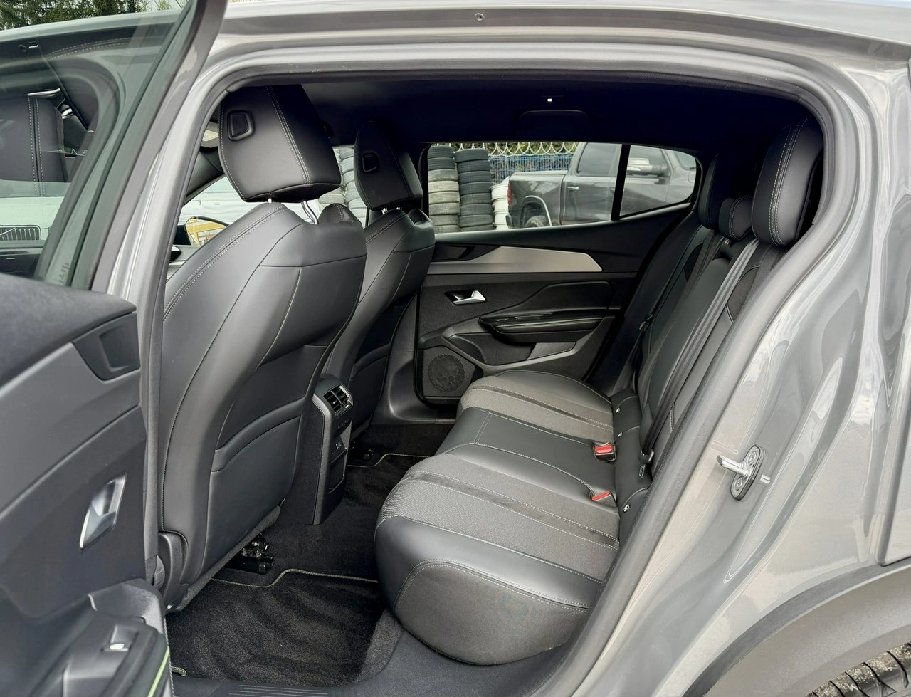 Peugeot 408 - Zdjęcie 9