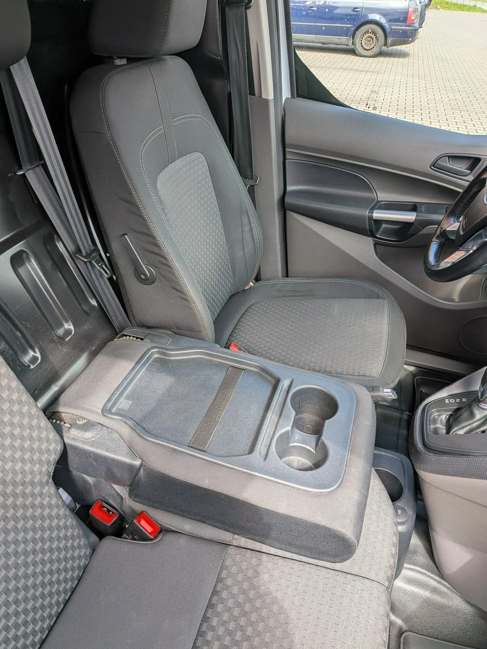 Ford Transit Connect - Zdjęcie 10