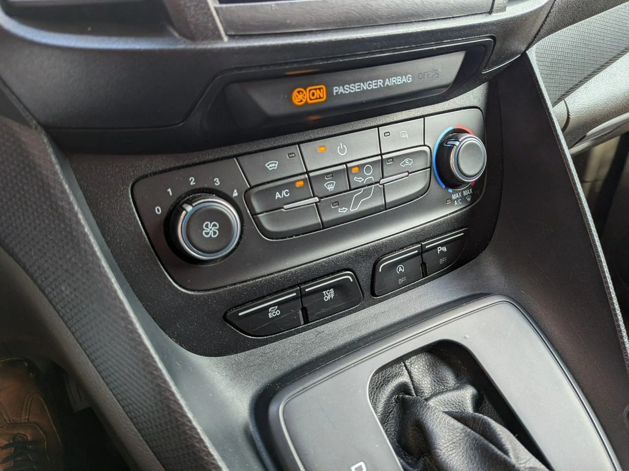 Ford Transit Connect - Zdjęcie 19