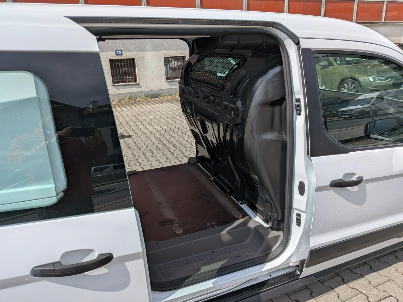 Ford Transit Connect - Zdjęcie 29
