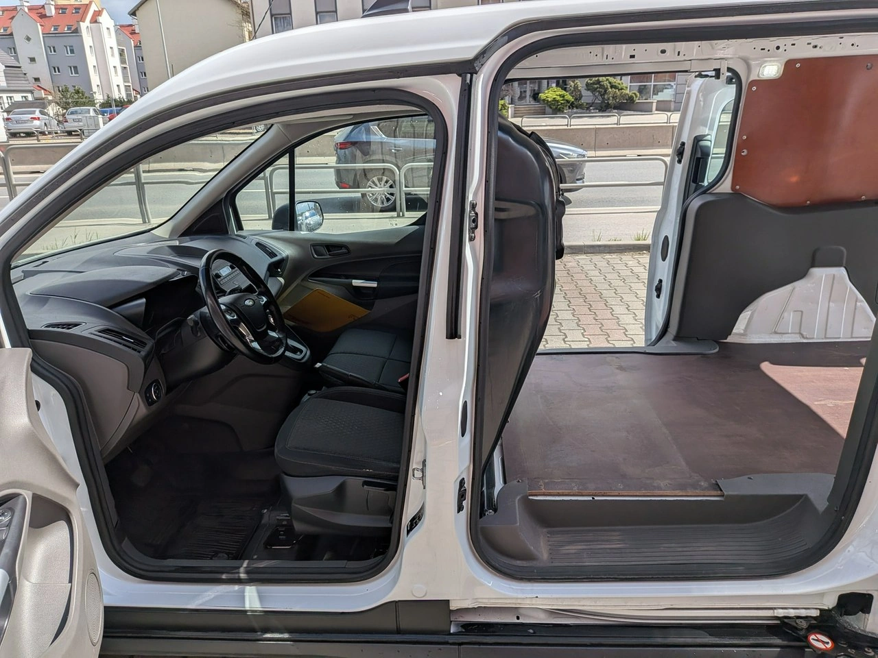 Ford Transit Connect - Zdjęcie 31