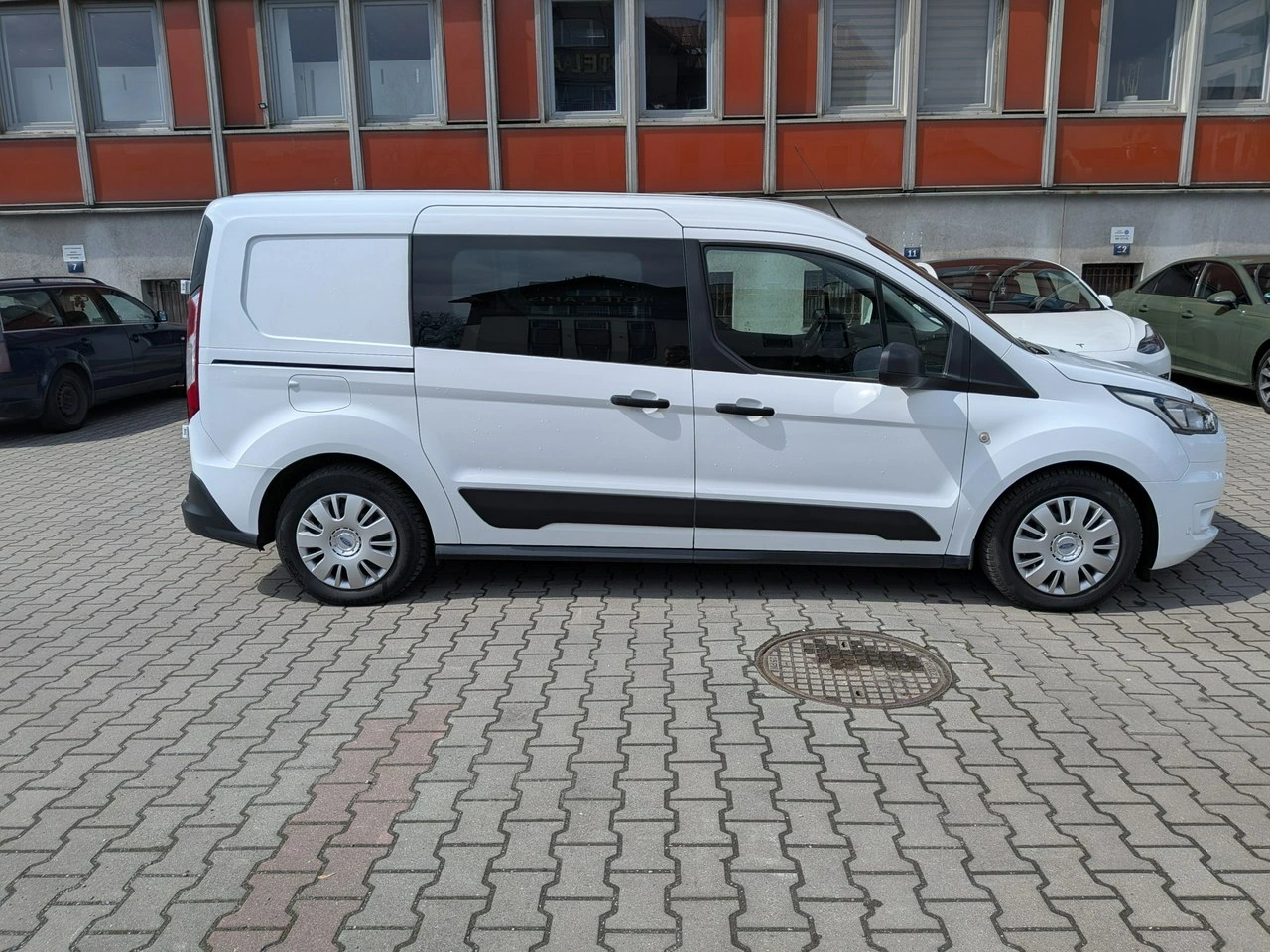 Ford Transit Connect - Zdjęcie 3