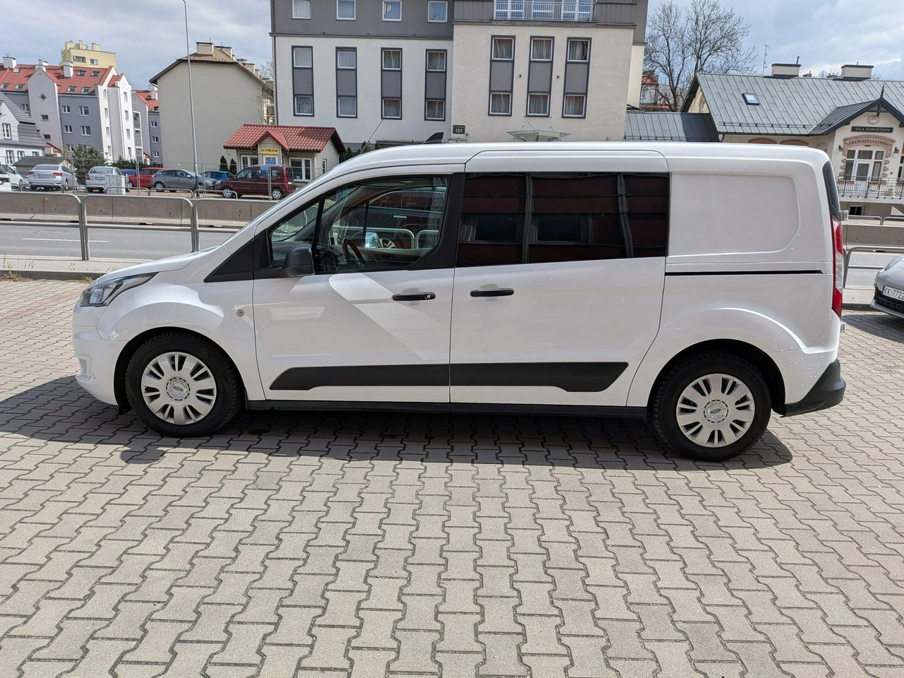 Ford Transit Connect - Zdjęcie 7
