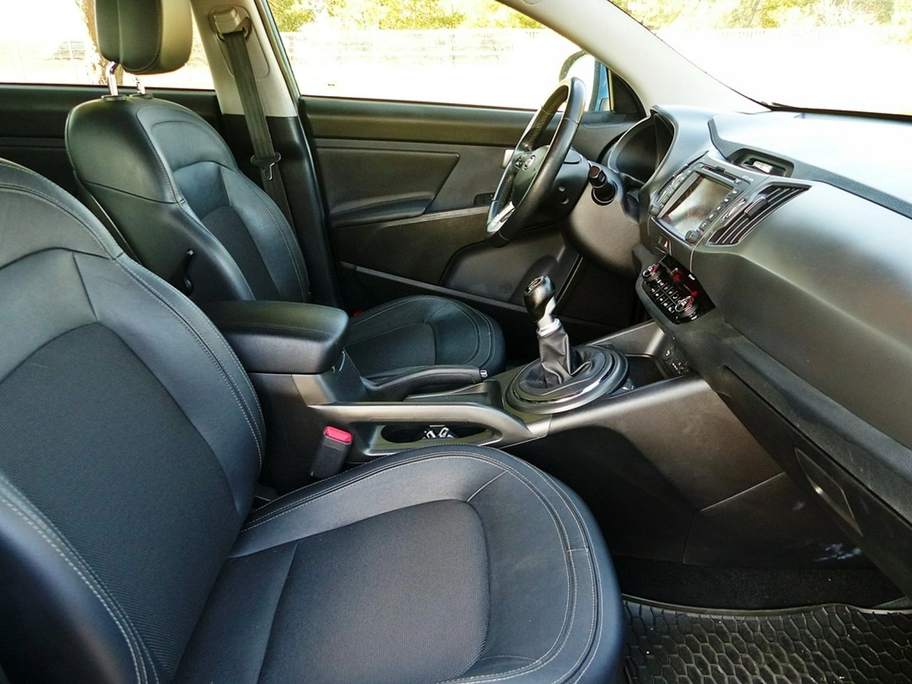 Kia Sportage - Zdjęcie 24