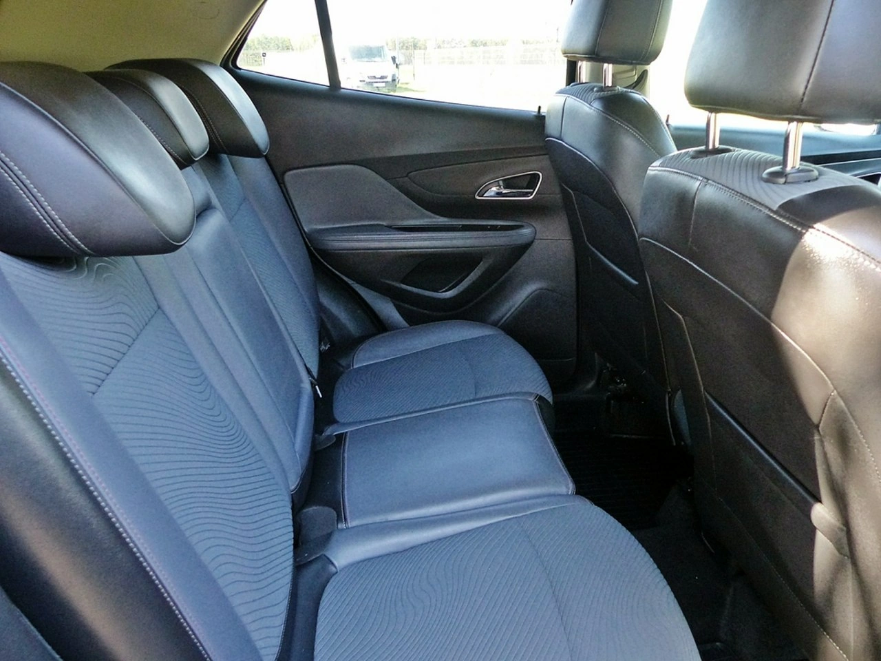 Opel Mokka - Zdjęcie 23