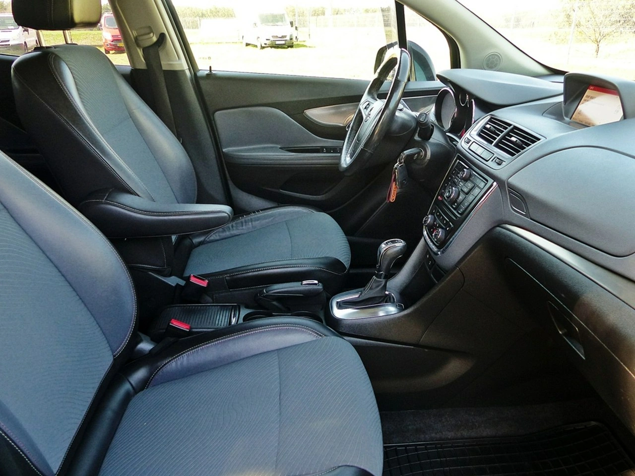 Opel Mokka - Zdjęcie 25