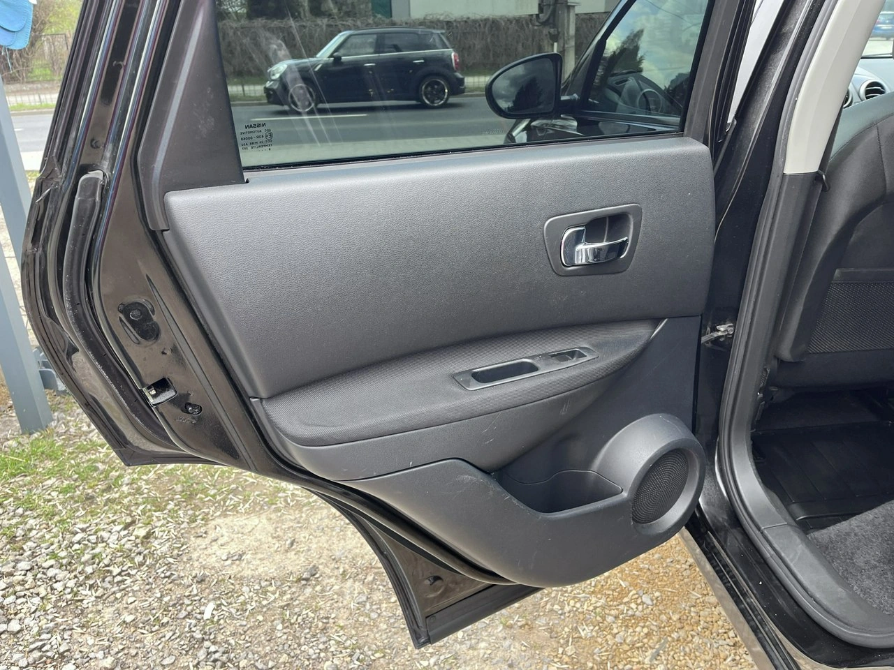 Nissan Qashqai - Zdjęcie 25