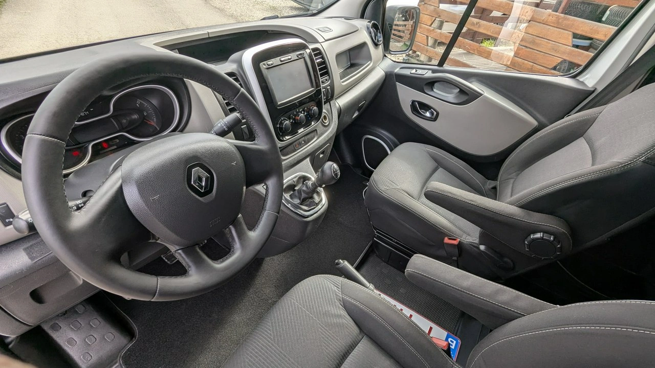 Renault Trafic - Zdjęcie 14
