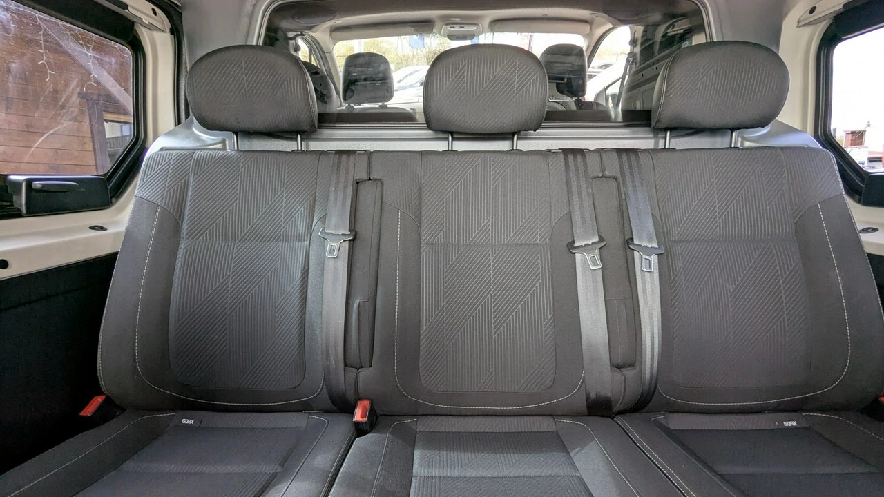 Renault Trafic - Zdjęcie 15