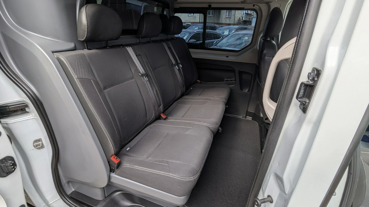 Renault Trafic - Zdjęcie 16