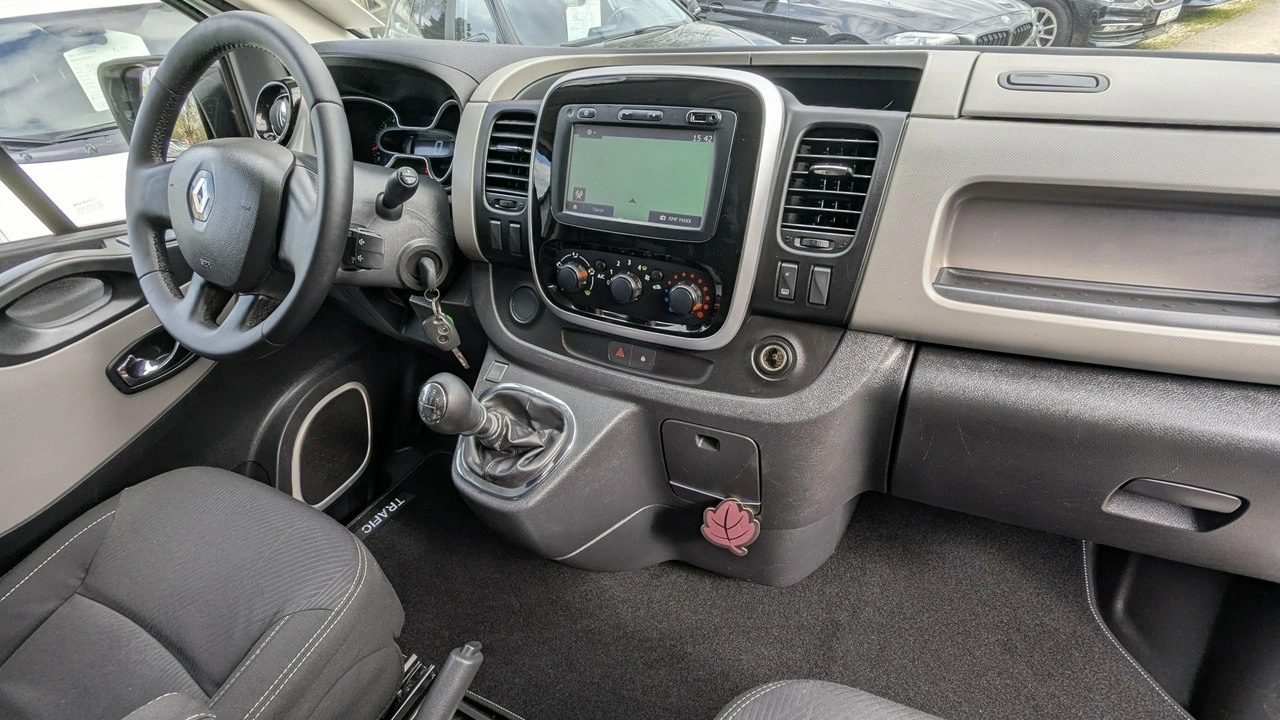 Renault Trafic - Zdjęcie 19