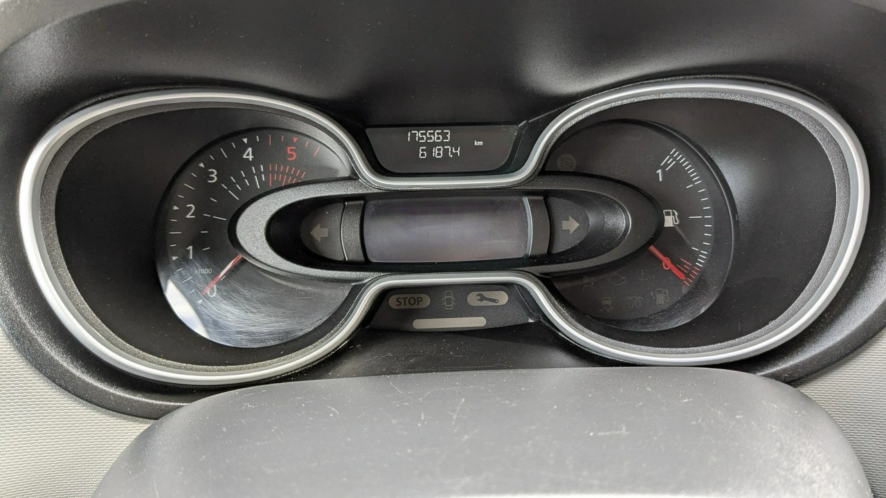 Renault Trafic - Zdjęcie 20