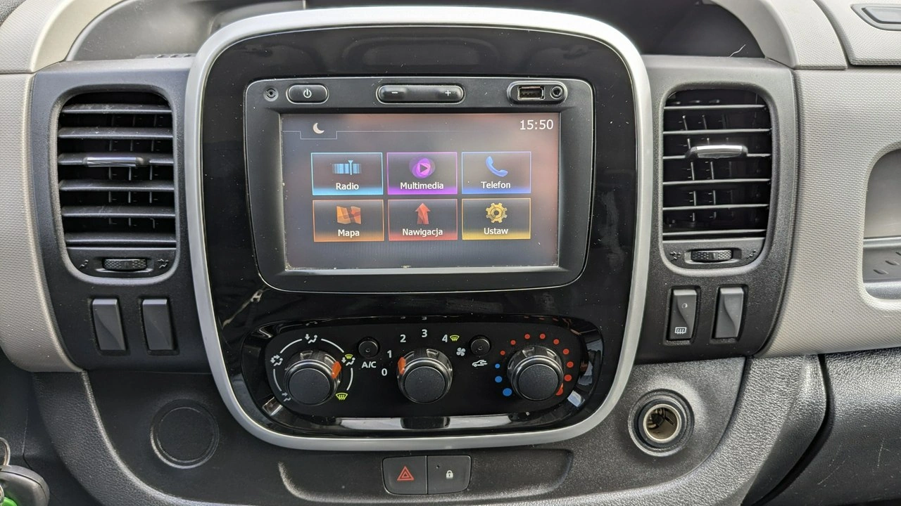 Renault Trafic - Zdjęcie 25