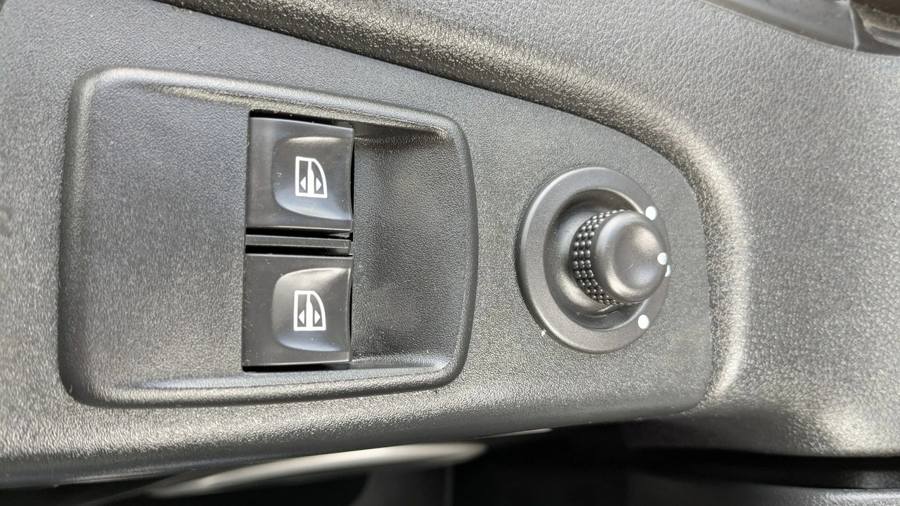 Renault Trafic - Zdjęcie 27