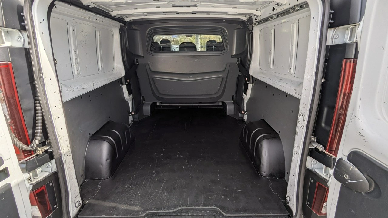 Renault Trafic - Zdjęcie 30