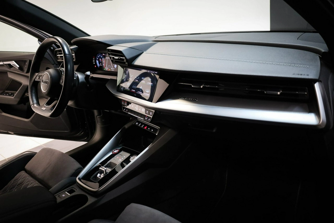 Audi S3 - Zdjęcie 25