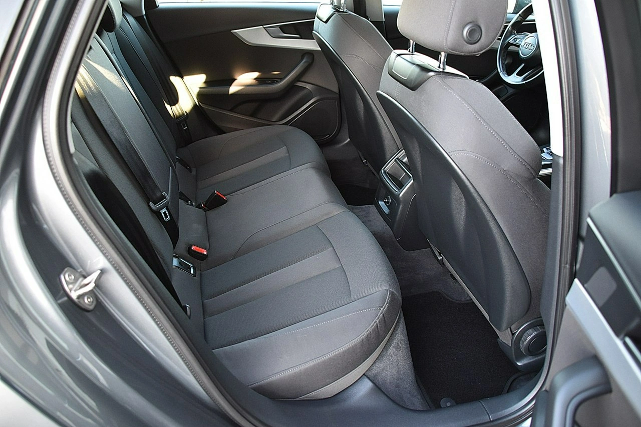 Audi A4 - Zdjęcie 12