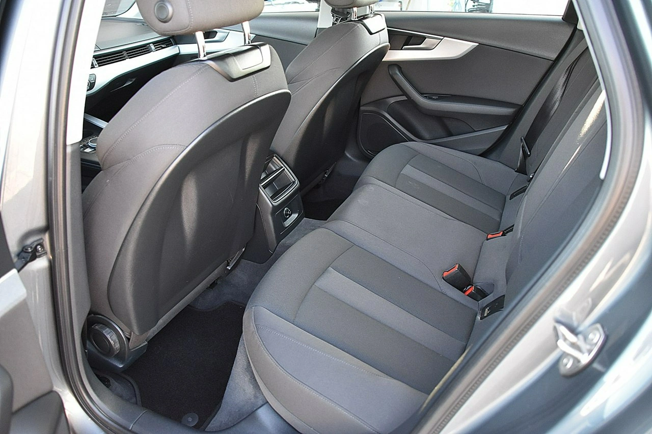 Audi A4 - Zdjęcie 6