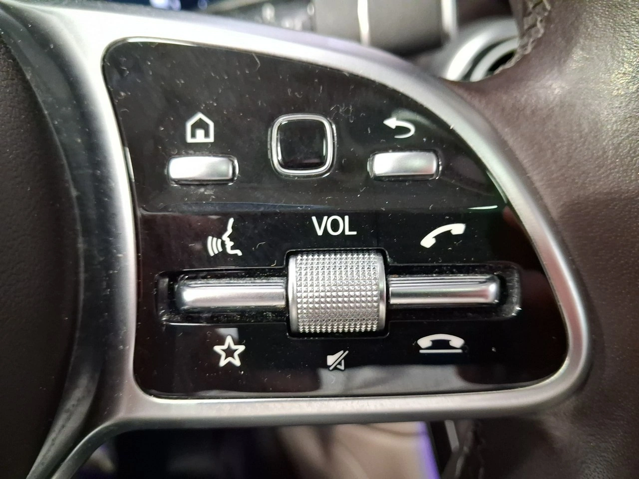 Mercedes GLC 300 - Zdjęcie 22