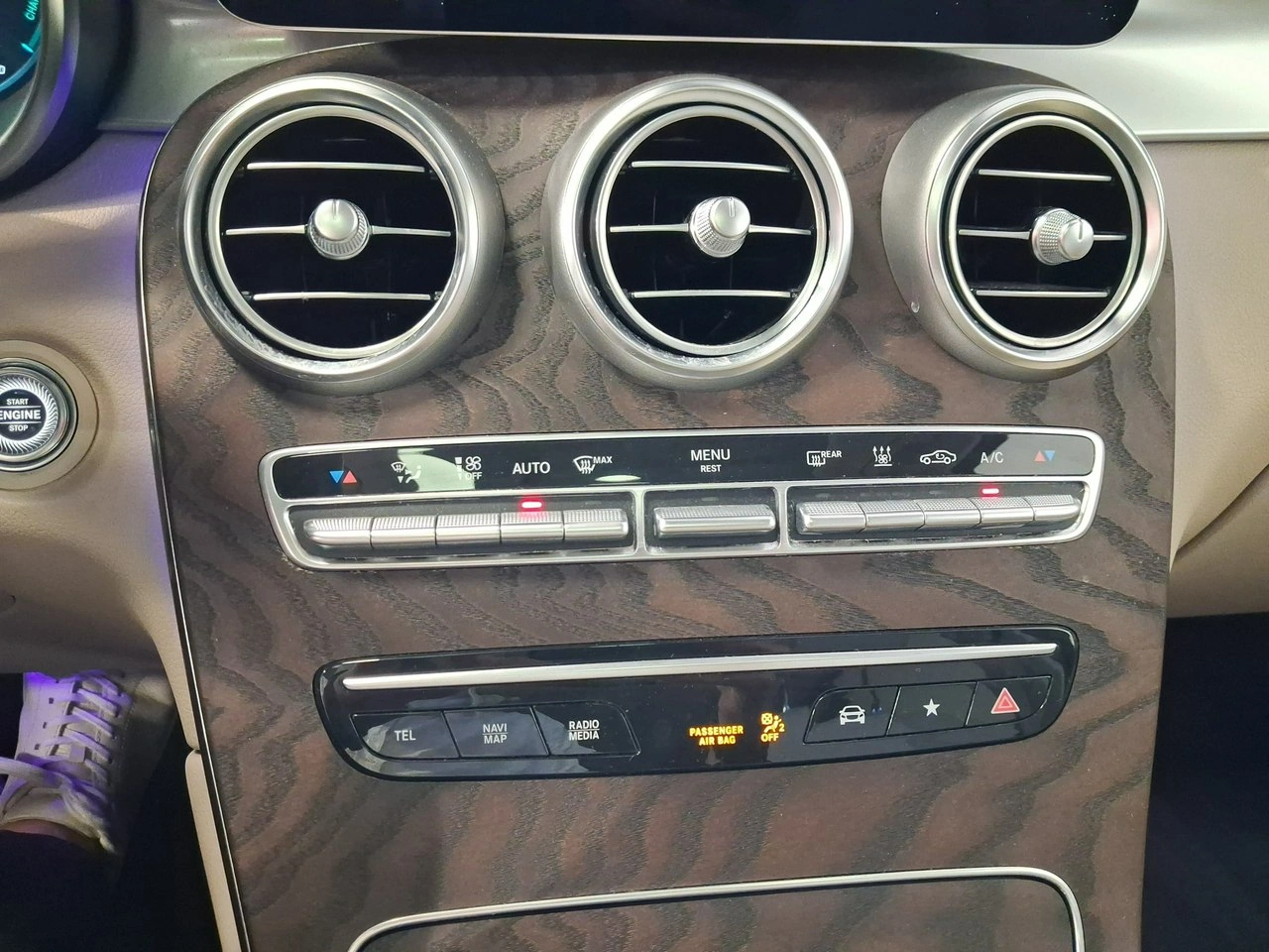 Mercedes GLC 300 - Zdjęcie 33