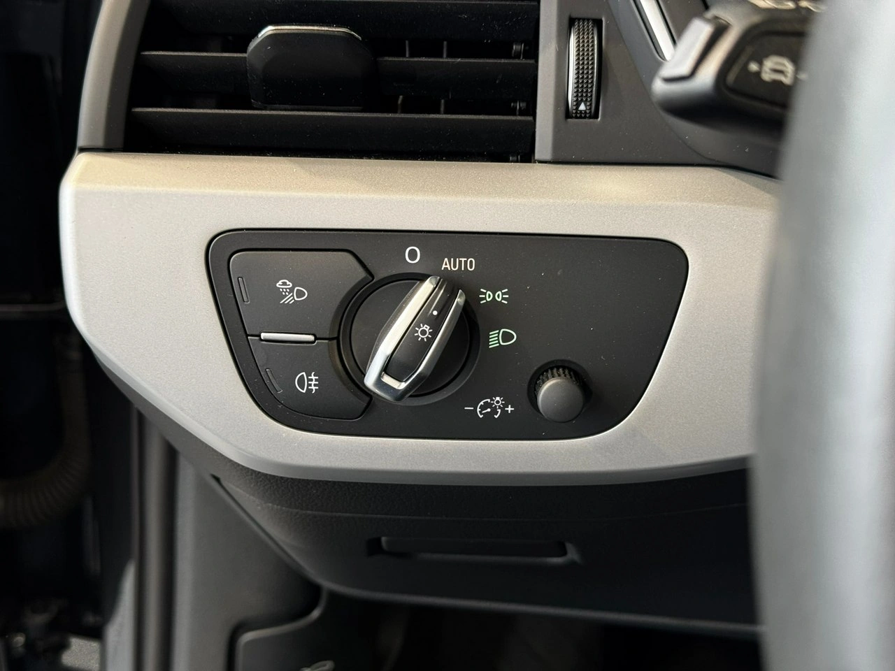 Audi A4 - Zdjęcie 20
