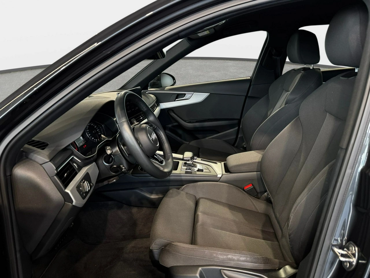 Audi A4 - Zdjęcie 17