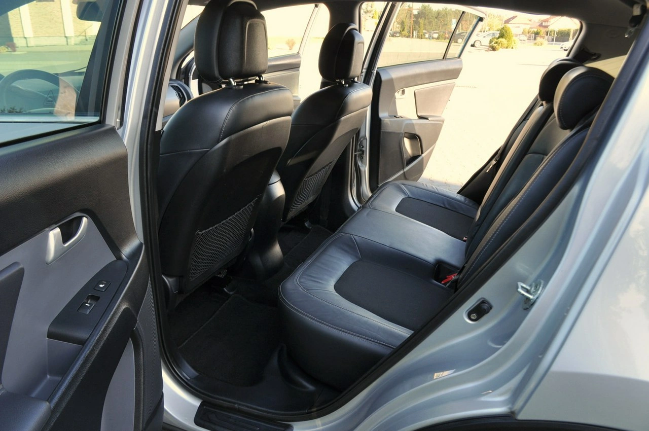 Kia Sportage - Zdjęcie 20