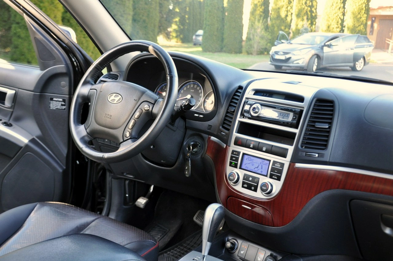 Hyundai Santa Fe - Zdjęcie 25