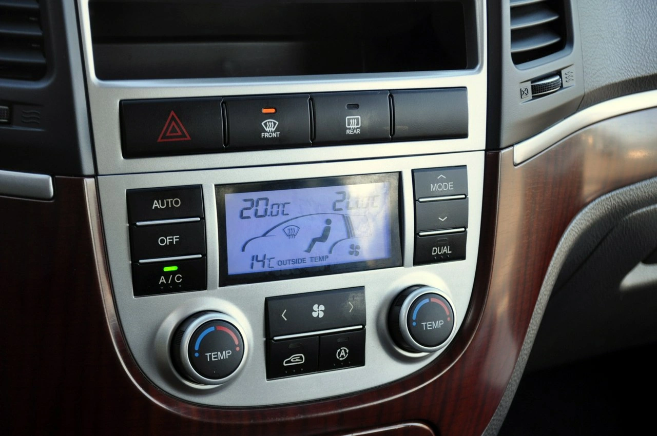 Hyundai Santa Fe - Zdjęcie 31