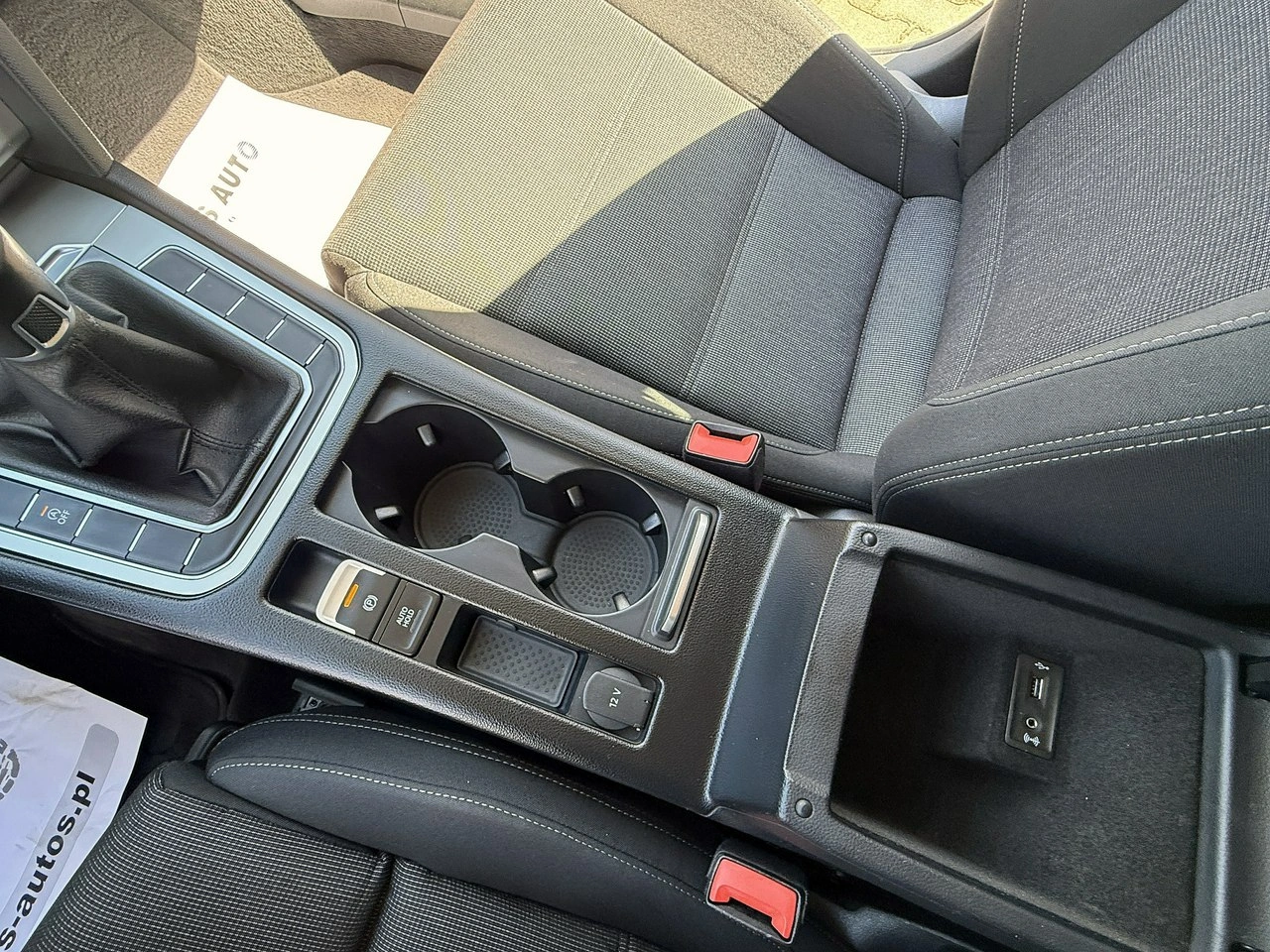 Volkswagen Passat - Zdjęcie 72