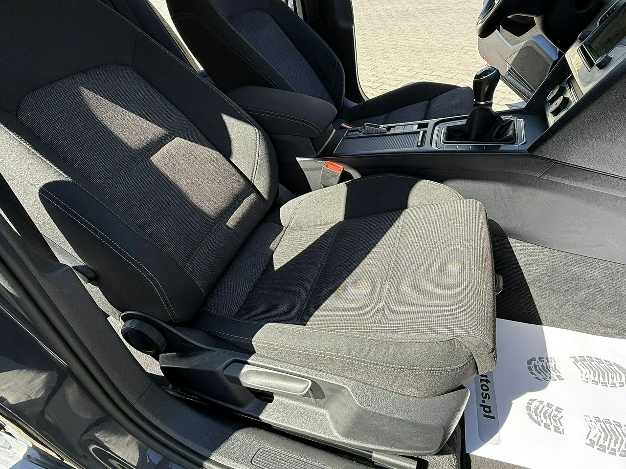 Volkswagen Passat - Zdjęcie 8