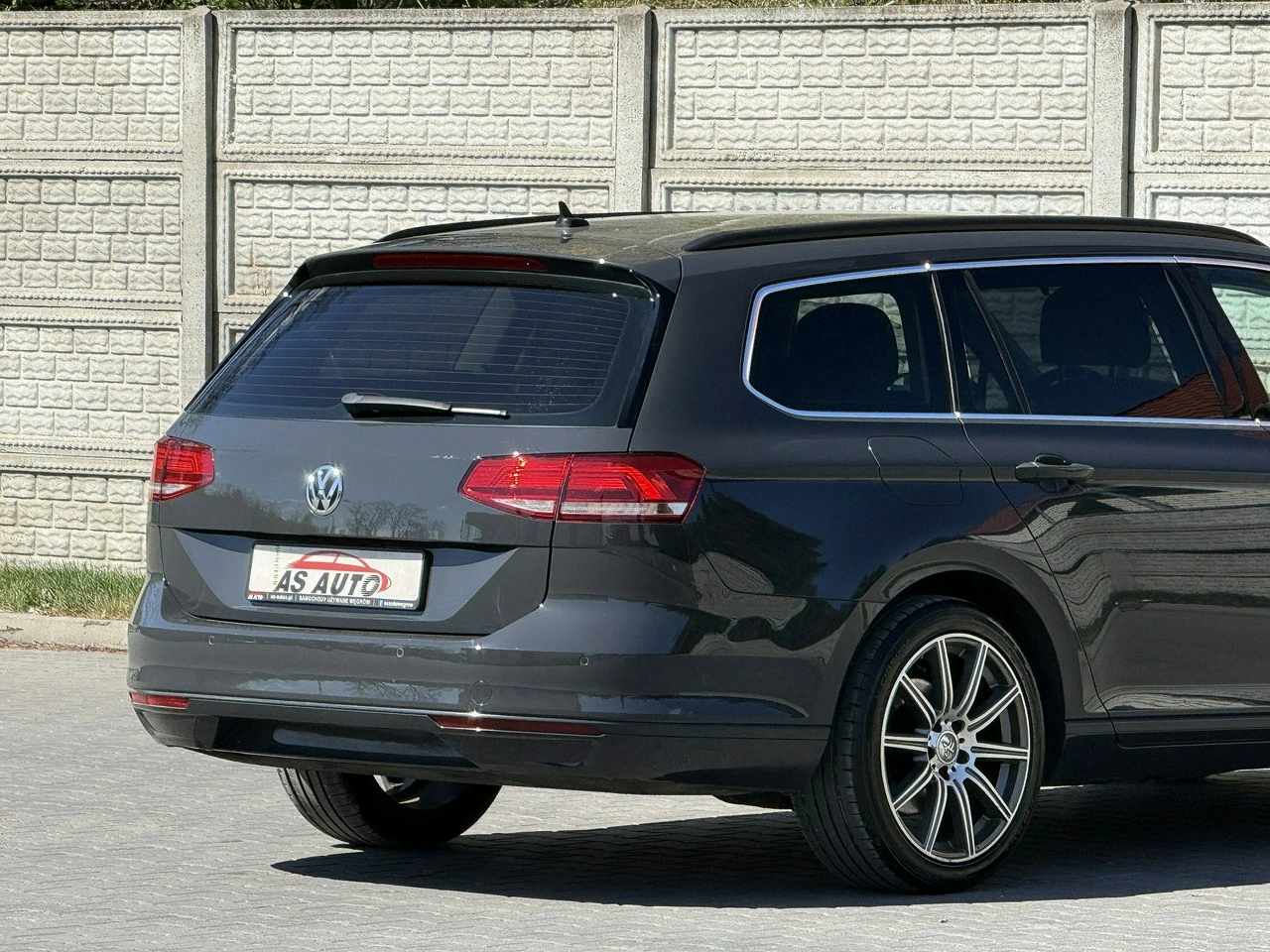 Volkswagen Passat - Zdjęcie 45
