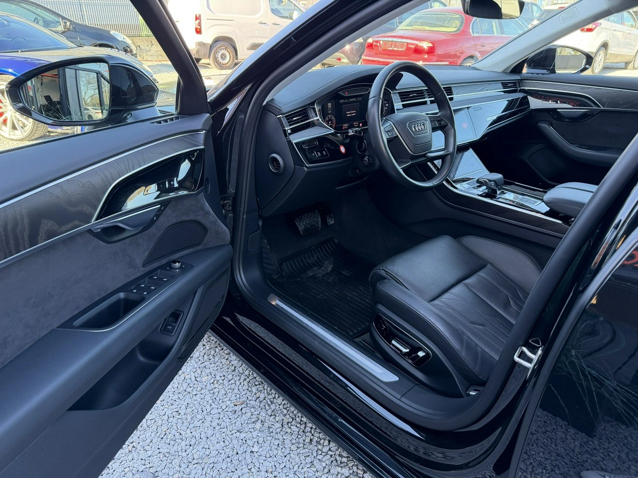 Audi A8 - Zdjęcie 10