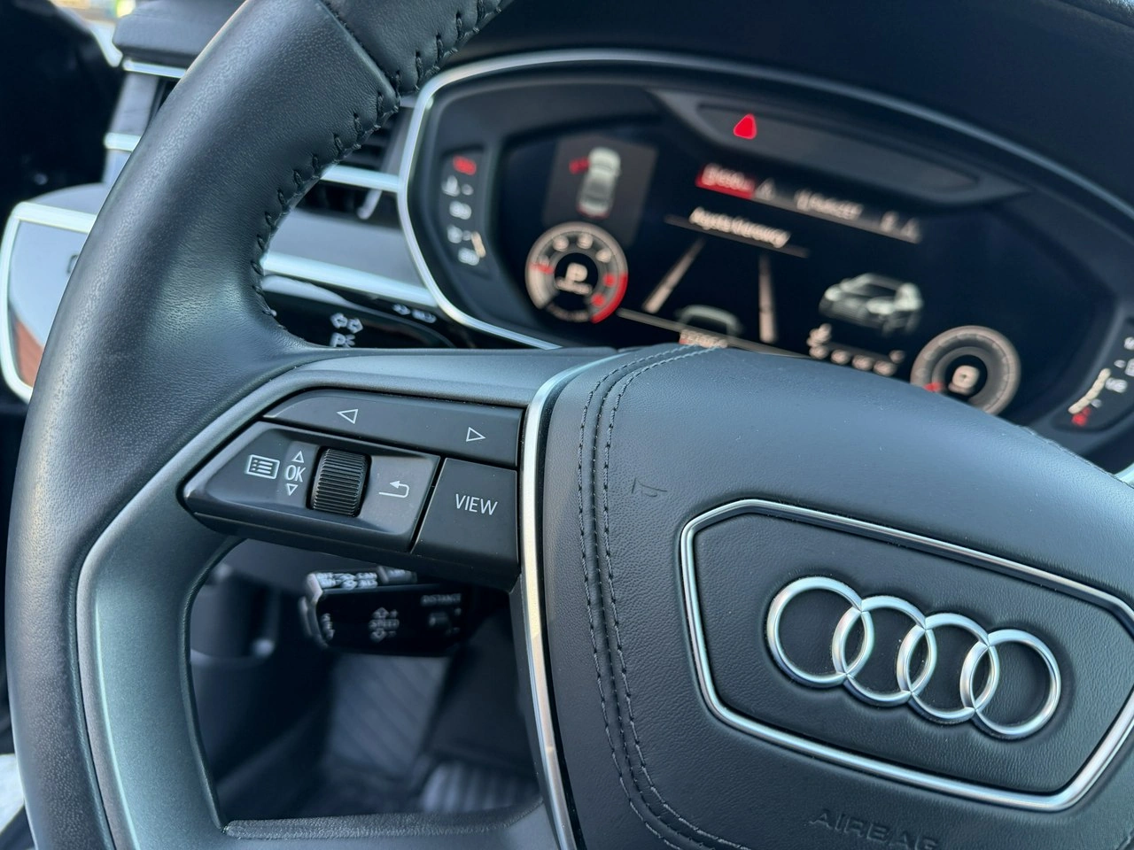 Audi A8 - Zdjęcie 17