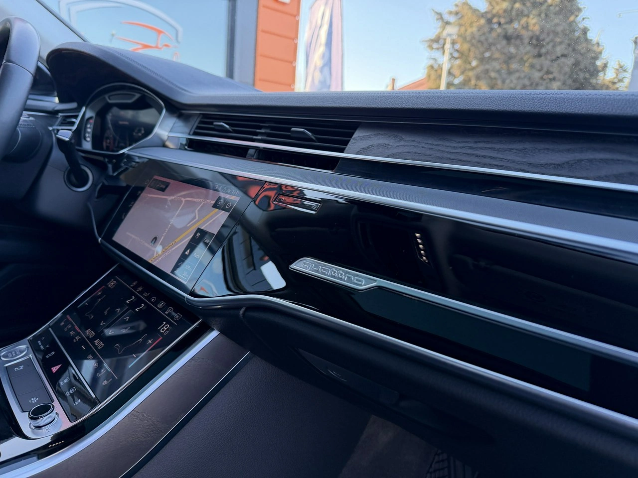 Audi A8 - Zdjęcie 22