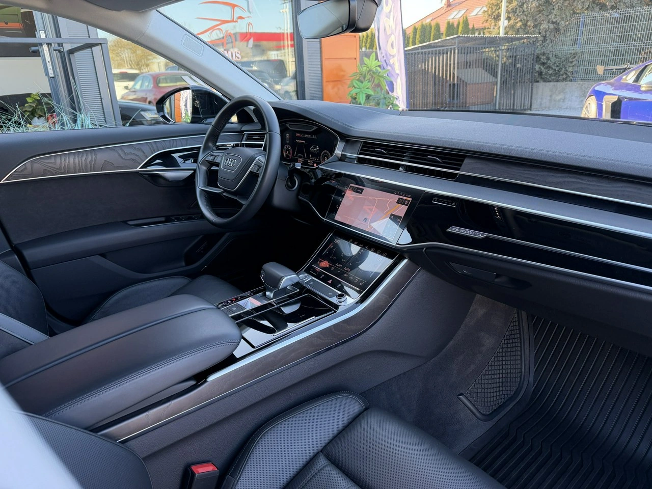 Audi A8 - Zdjęcie 26