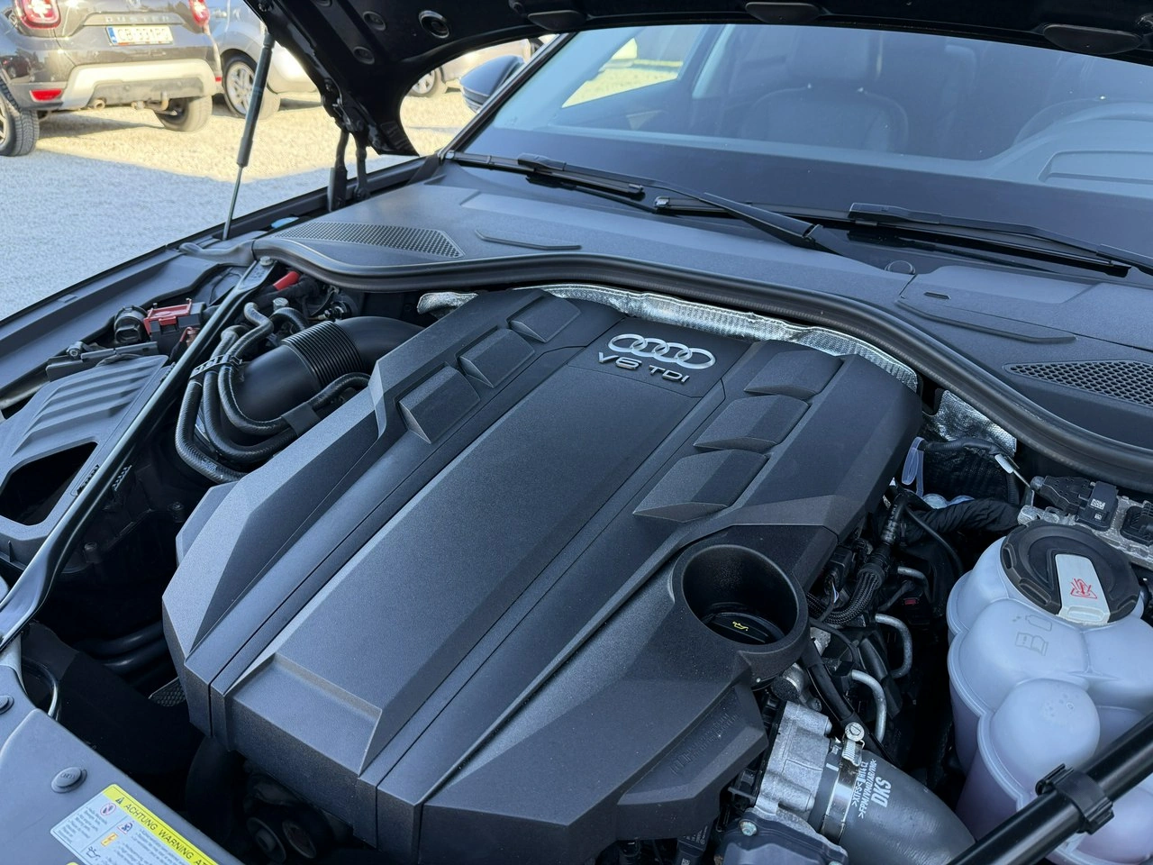 Audi A8 - Zdjęcie 34