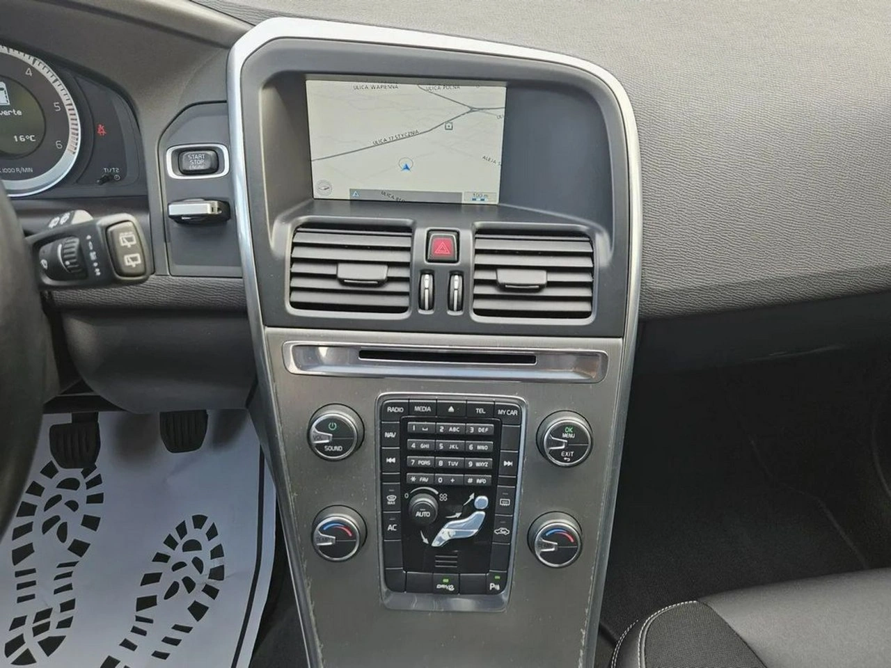 Volvo XC 60 - Zdjęcie 22