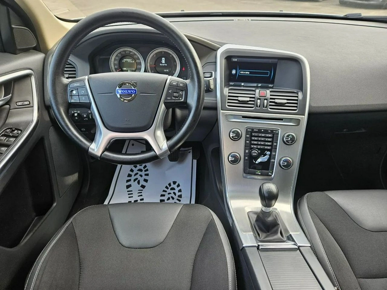 Volvo XC 60 - Zdjęcie 8