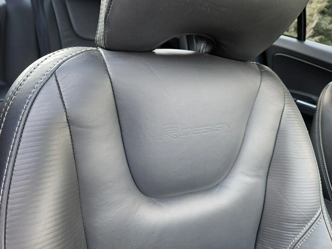 Volvo S60 - Zdjęcie 9