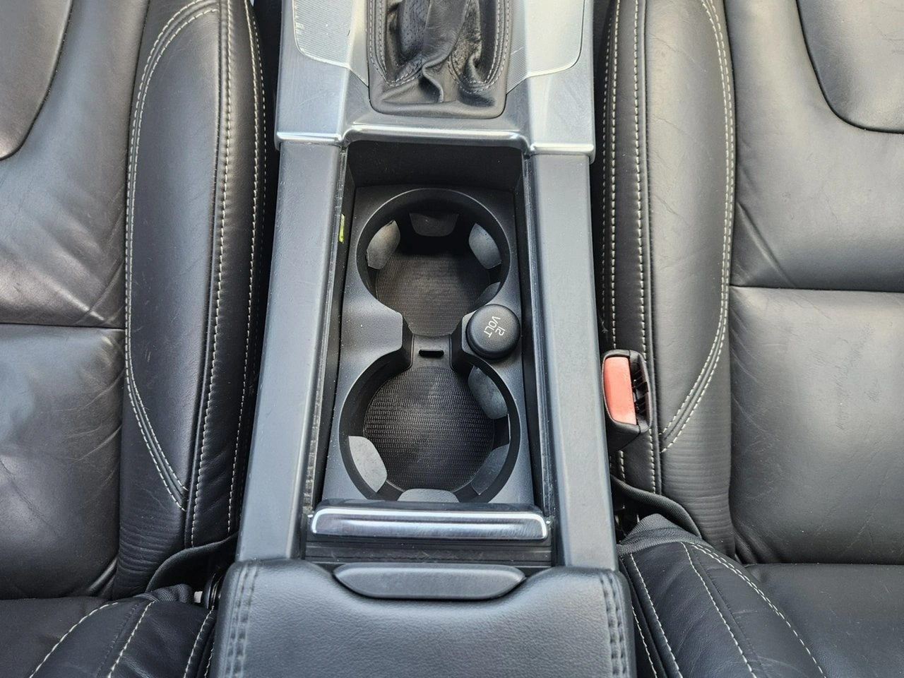 Volvo S60 - Zdjęcie 29