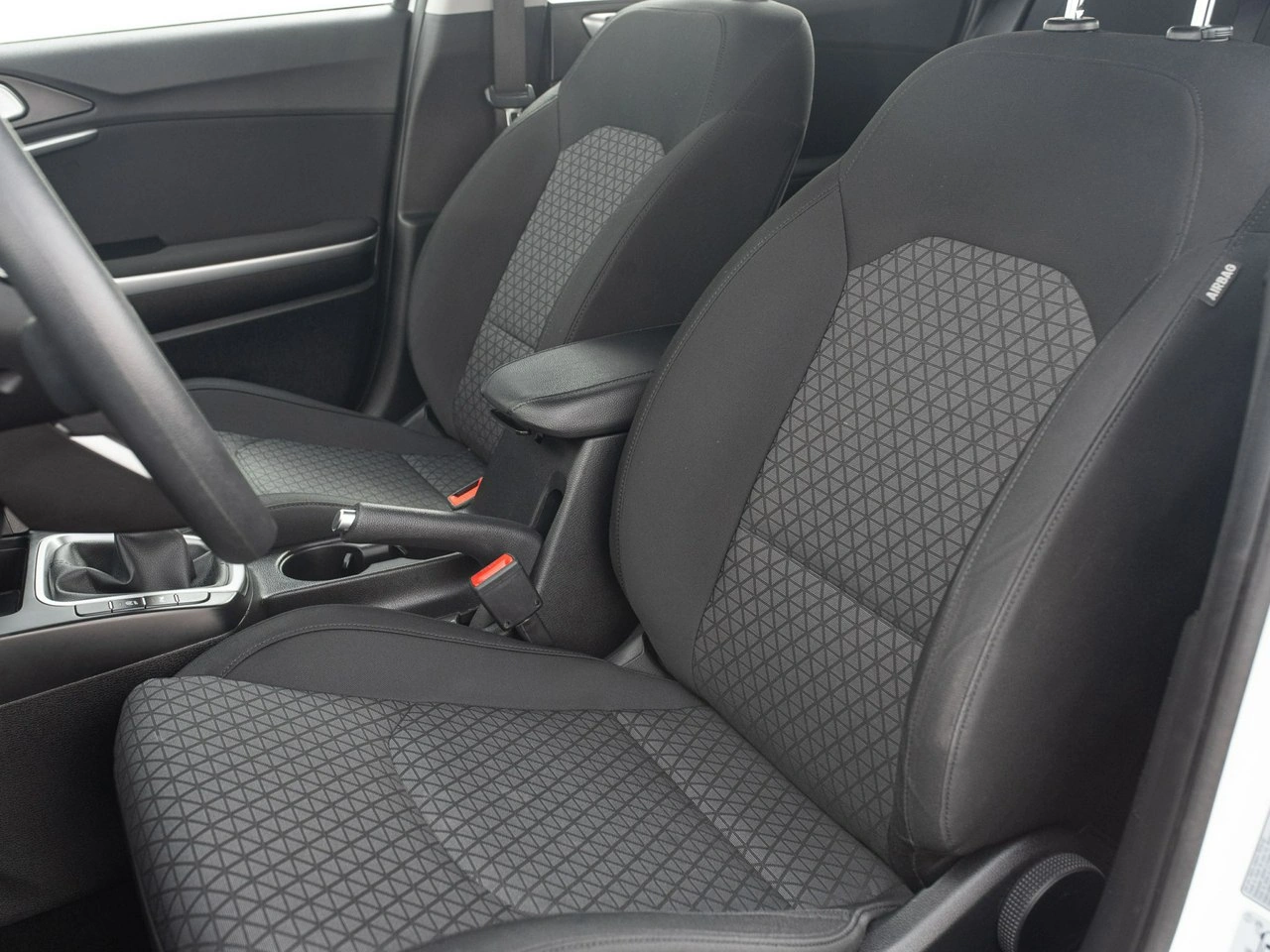 Kia Ceed - Zdjęcie 11