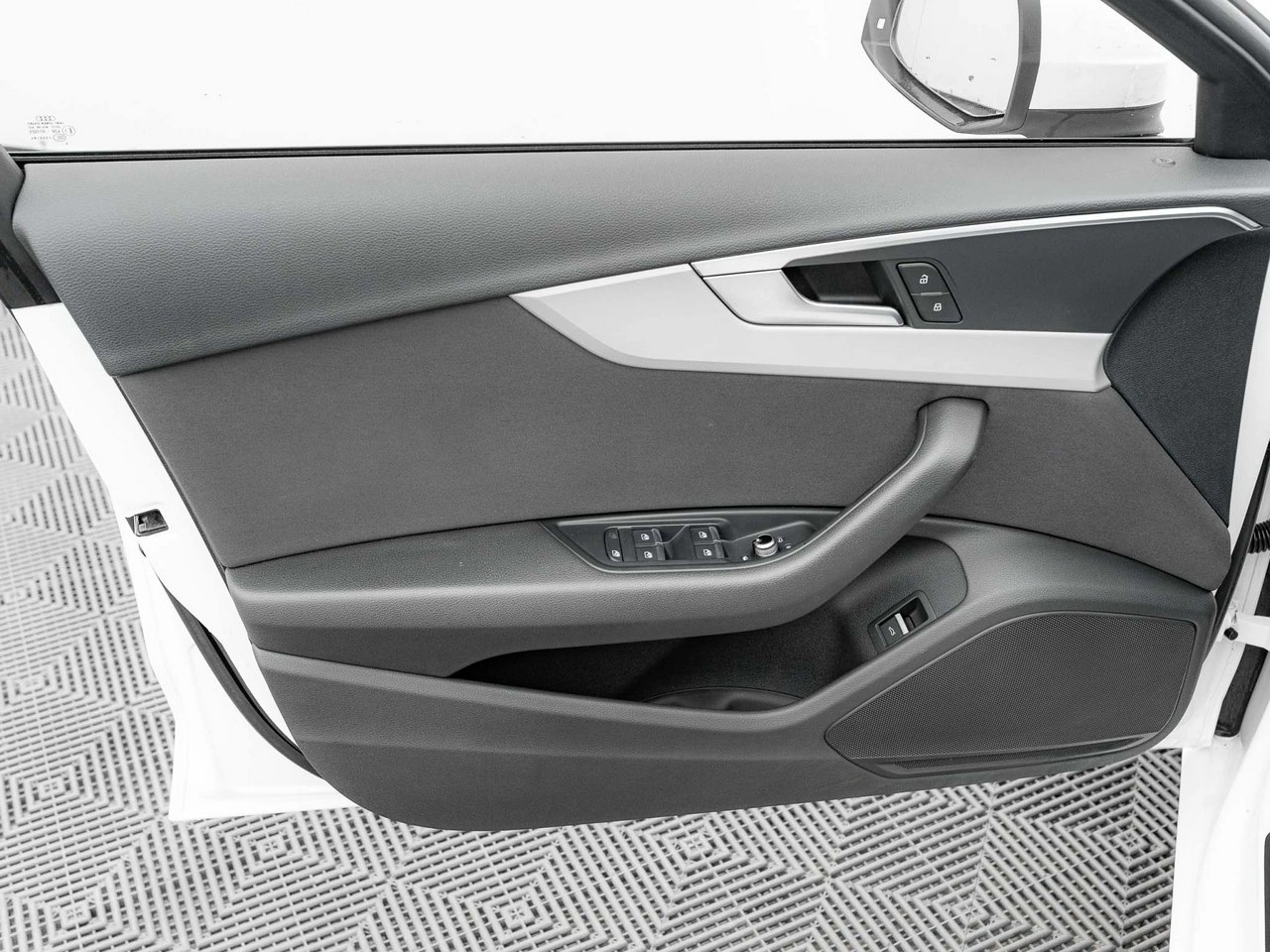 Audi A4 - Zdjęcie 11