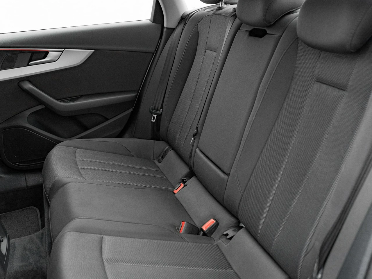 Audi A4 - Zdjęcie 28