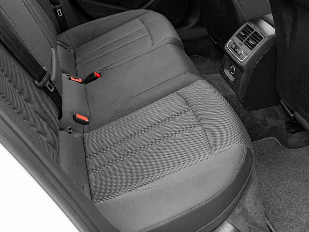 Audi A4 - Zdjęcie 30