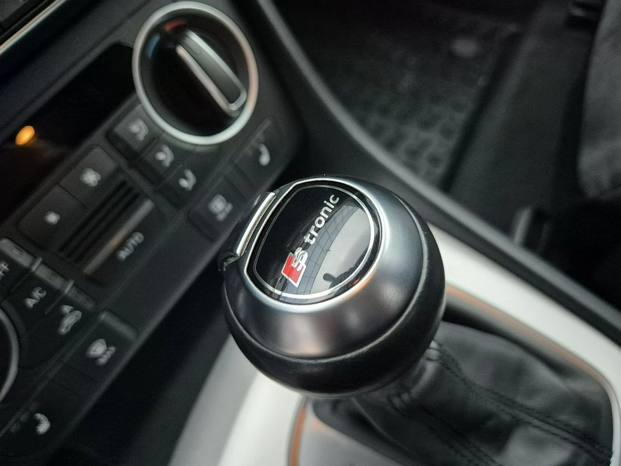 Audi Q3 - Zdjęcie 21