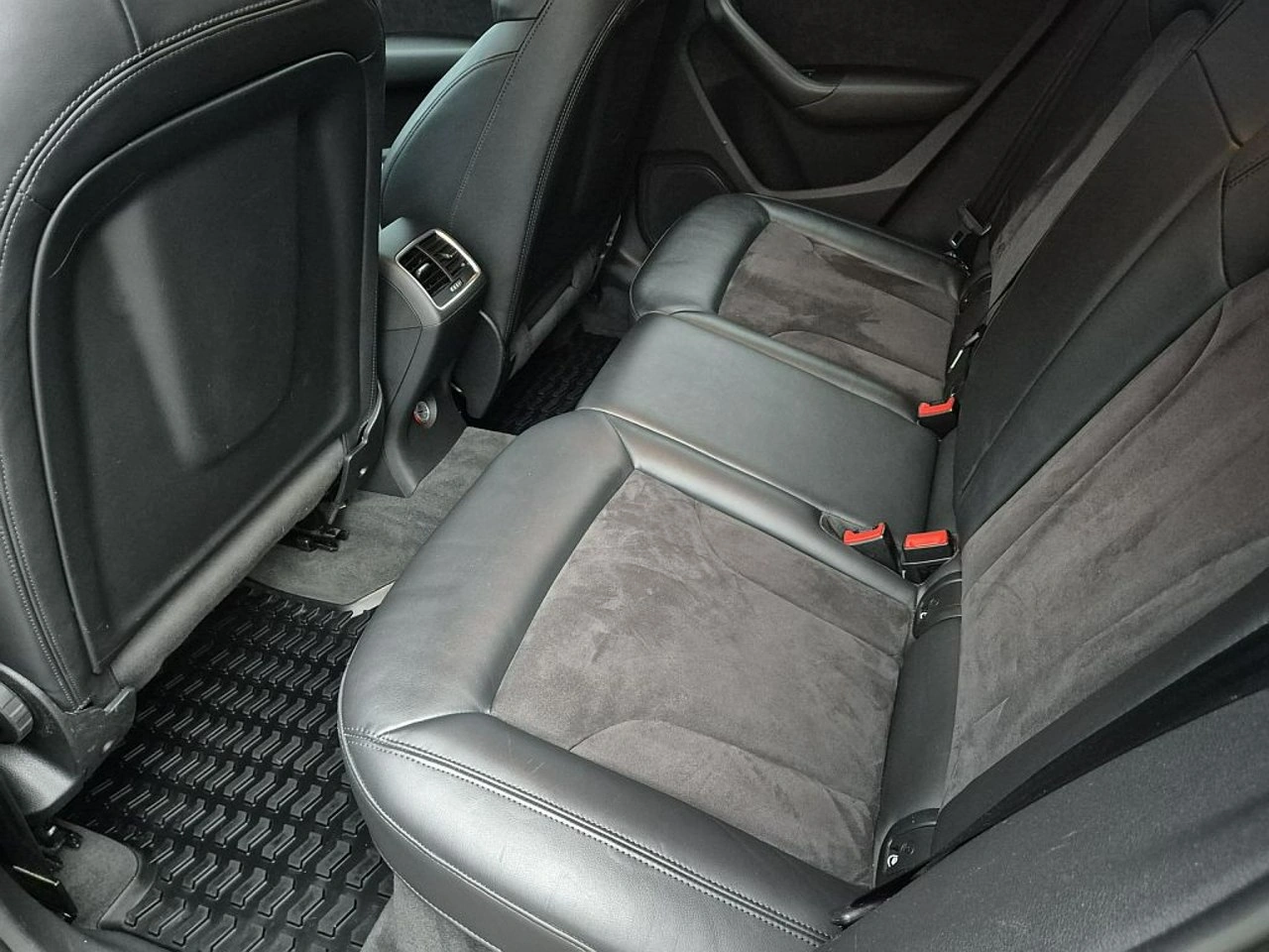 Audi Q3 - Zdjęcie 22