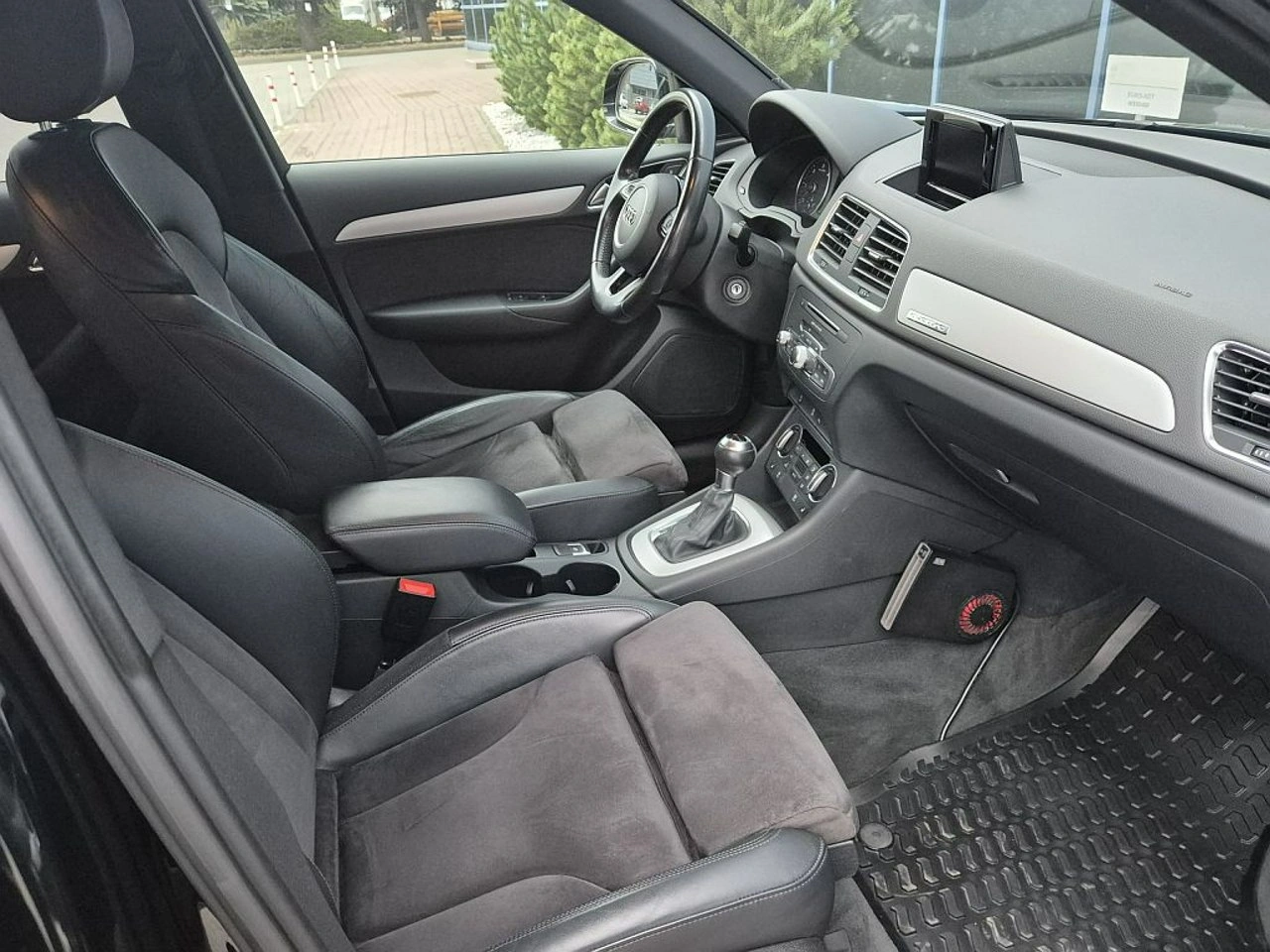 Audi Q3 - Zdjęcie 23