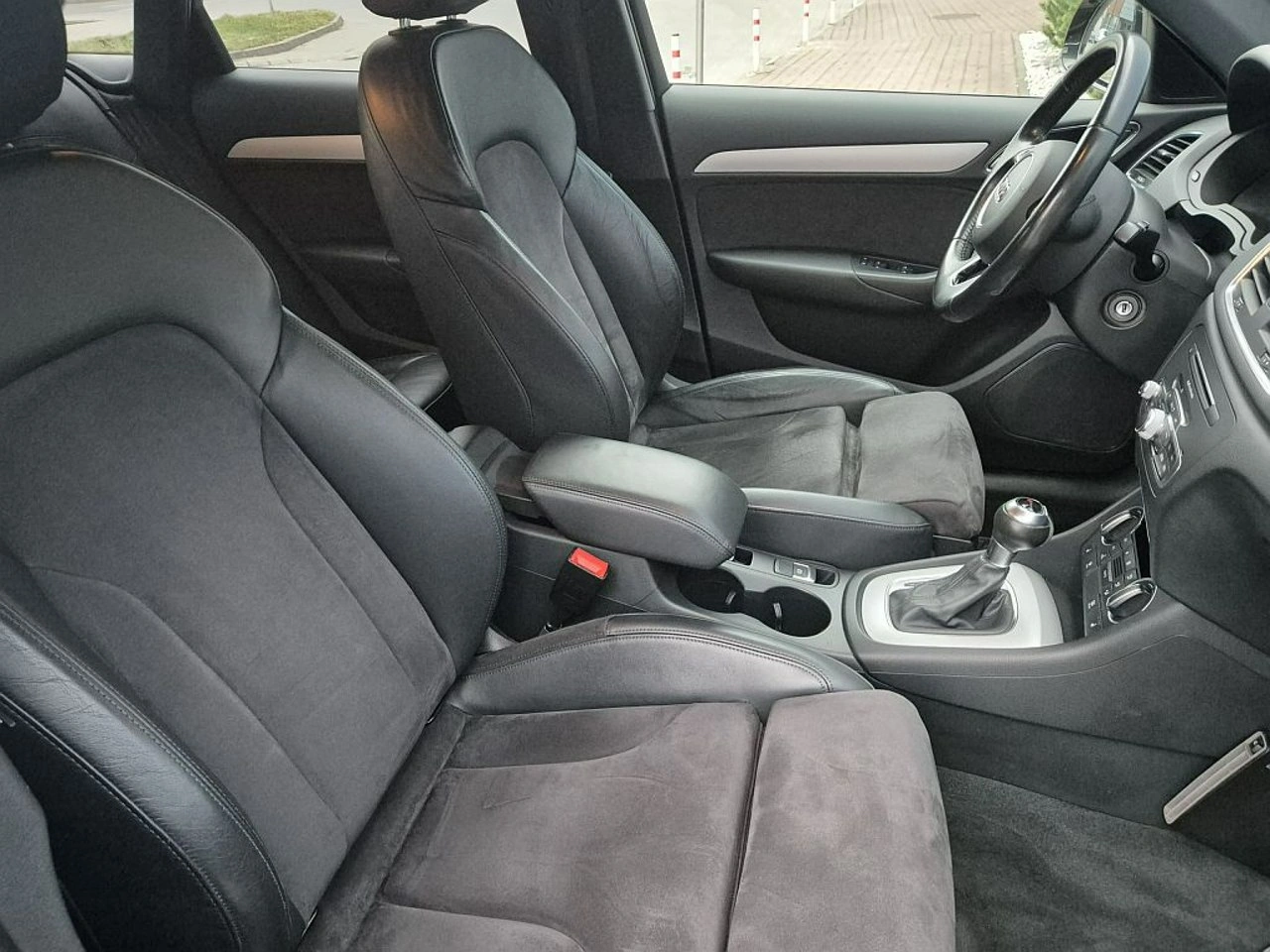 Audi Q3 - Zdjęcie 24