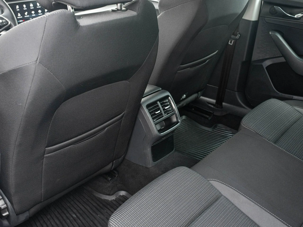 Skoda Octavia - Zdjęcie 23